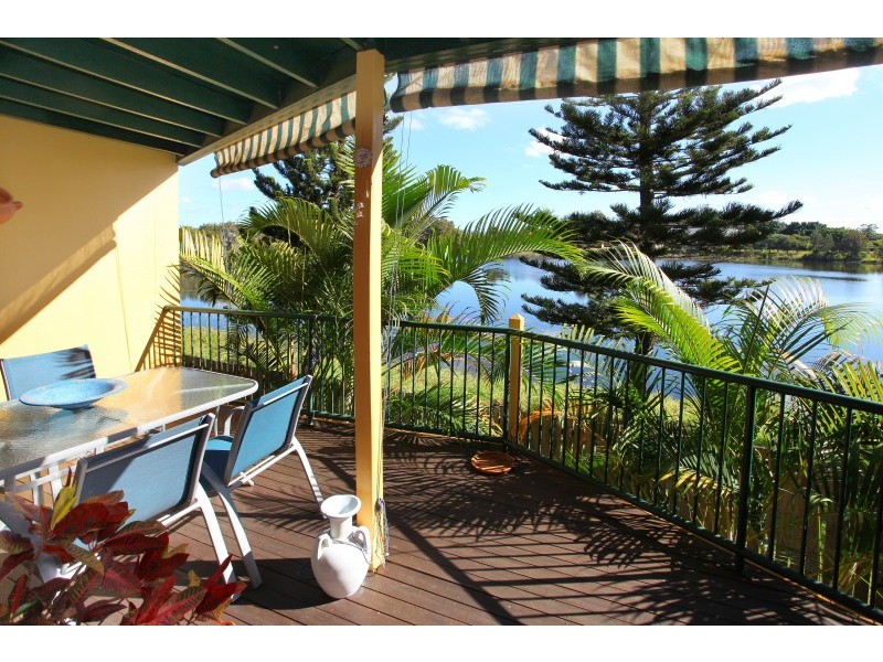 59/7-9 Santa Cruz Boulevard, Clear Island Waters QLD 4226
