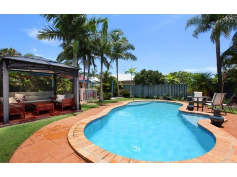 23 Port Jackson Boulevard, Clear Island Waters QLD 4226