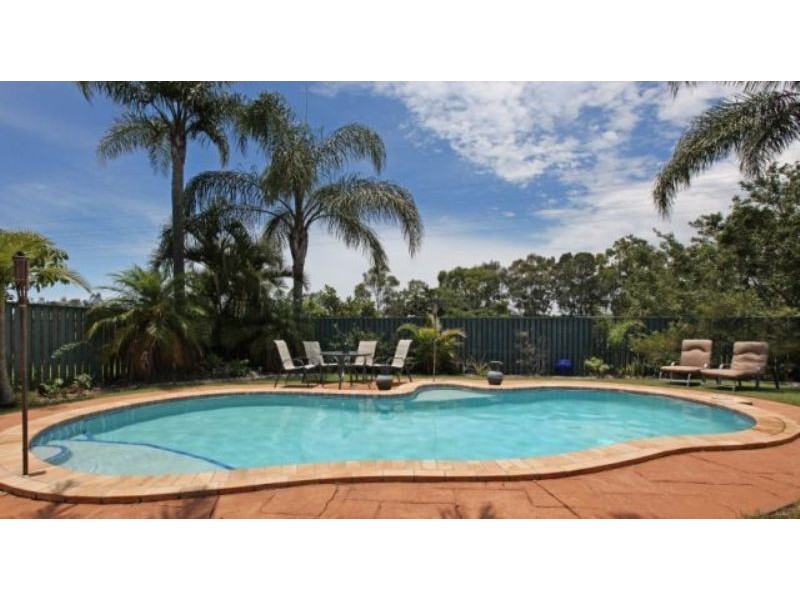 23 Port Jackson Boulevard, Clear Island Waters QLD 4226