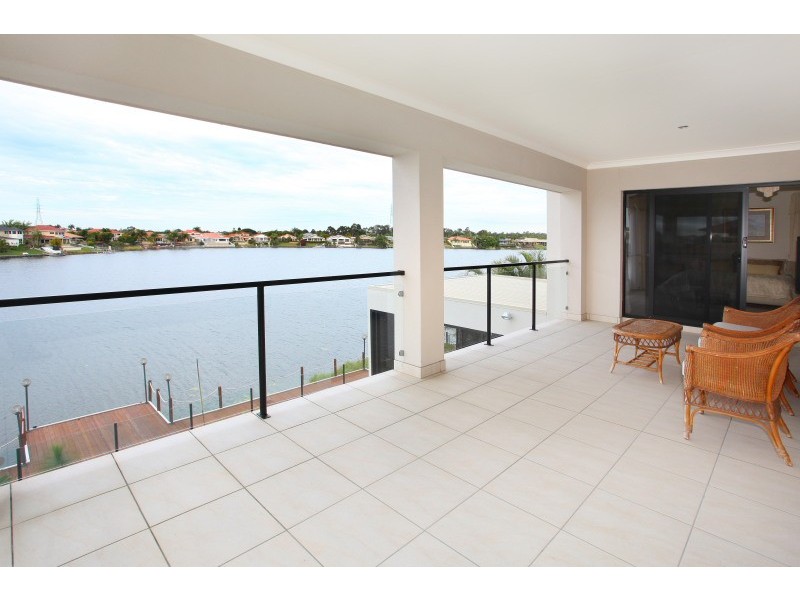 16 Clear Water Bay Avenue, Clear Island Waters QLD 4226