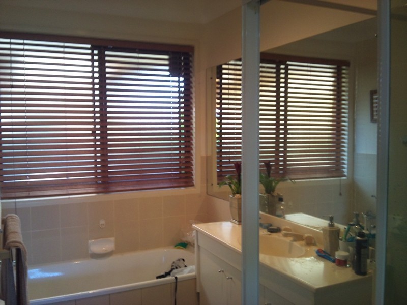 71 Barrier Reef Drive, Mermaid Waters QLD 4218