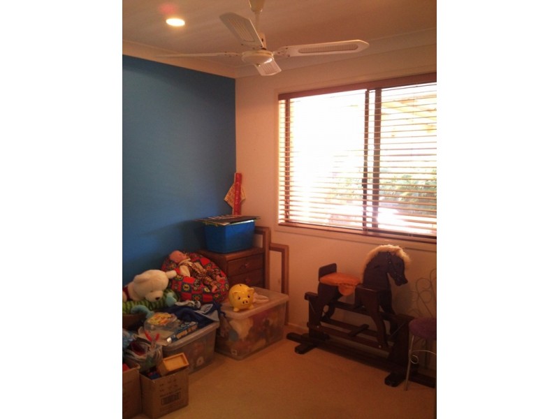 71 Barrier Reef Drive, Mermaid Waters QLD 4218