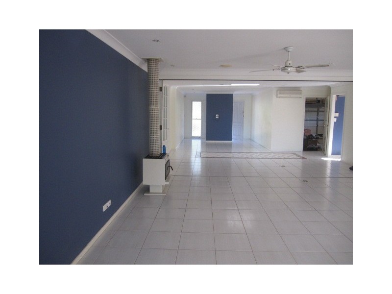 40 Cypress Drive, Broadbeach Waters QLD 4218