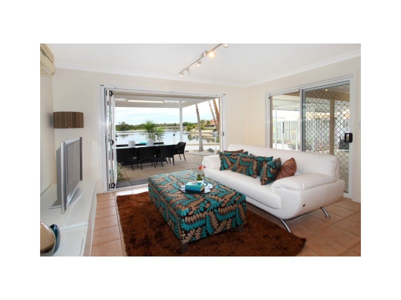 184 Port Jackson Boulevard, Clear Island Waters QLD 4226