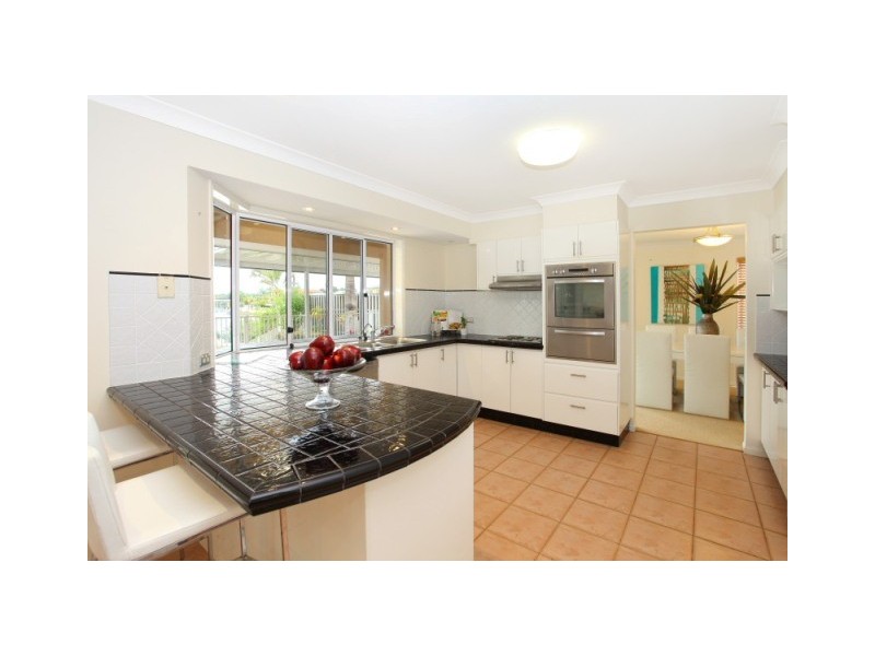 184 Port Jackson Boulevard, Clear Island Waters QLD 4226