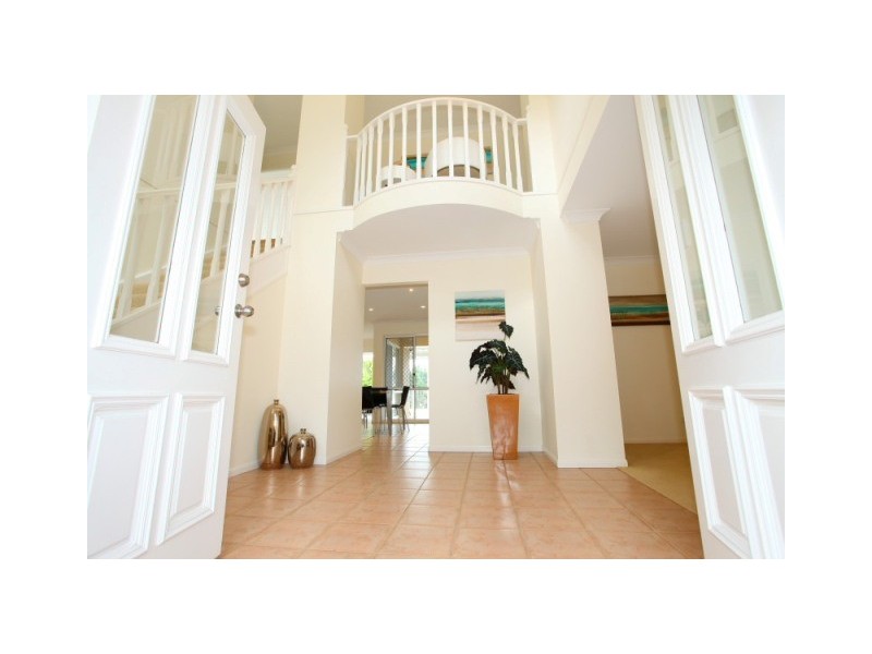 184 Port Jackson Boulevard, Clear Island Waters QLD 4226