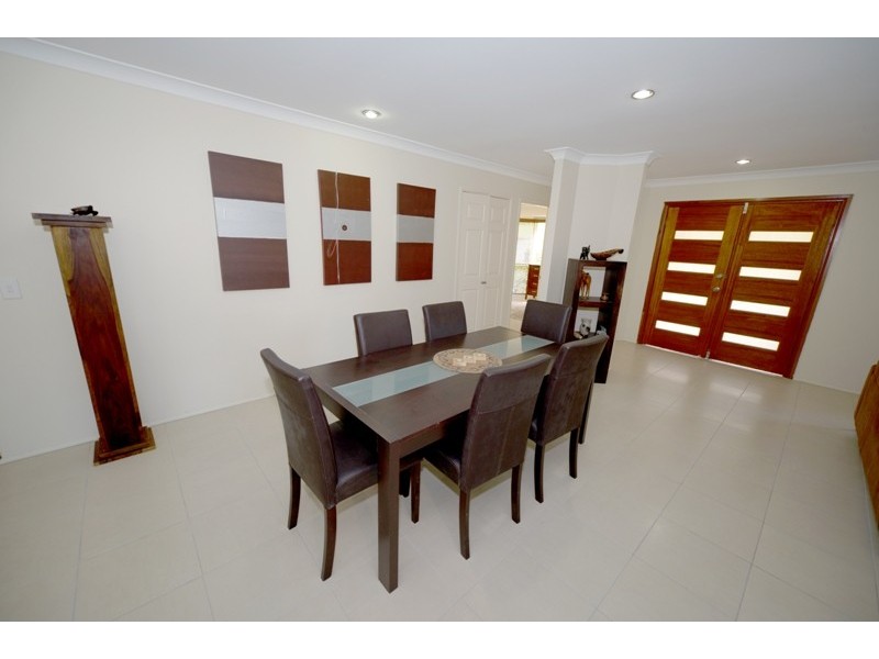 10 Lydford Close, Bonogin QLD 4213