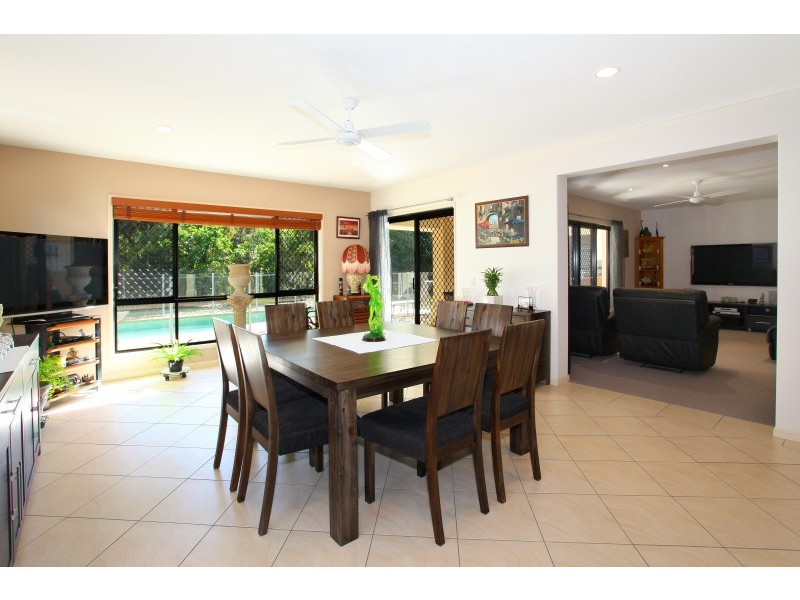 9 Straite Drive, Robina QLD 4226