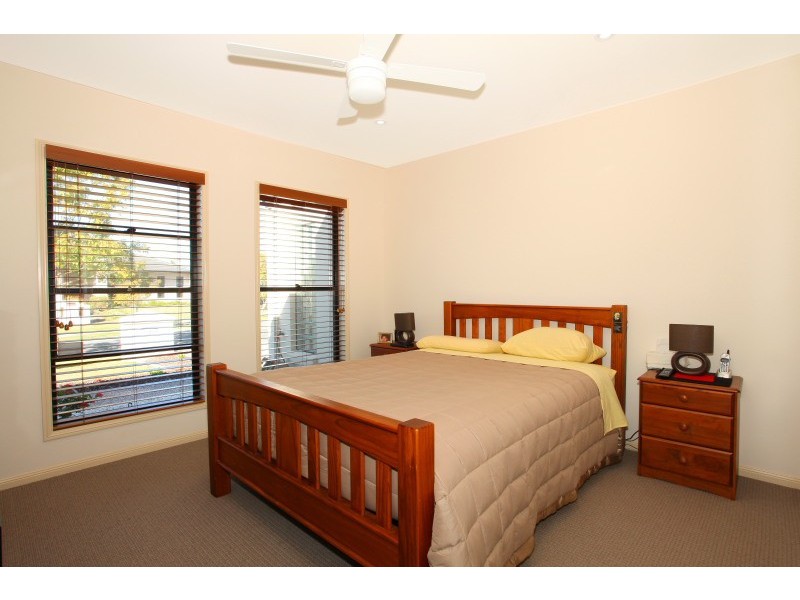 9 Straite Drive, Robina QLD 4226