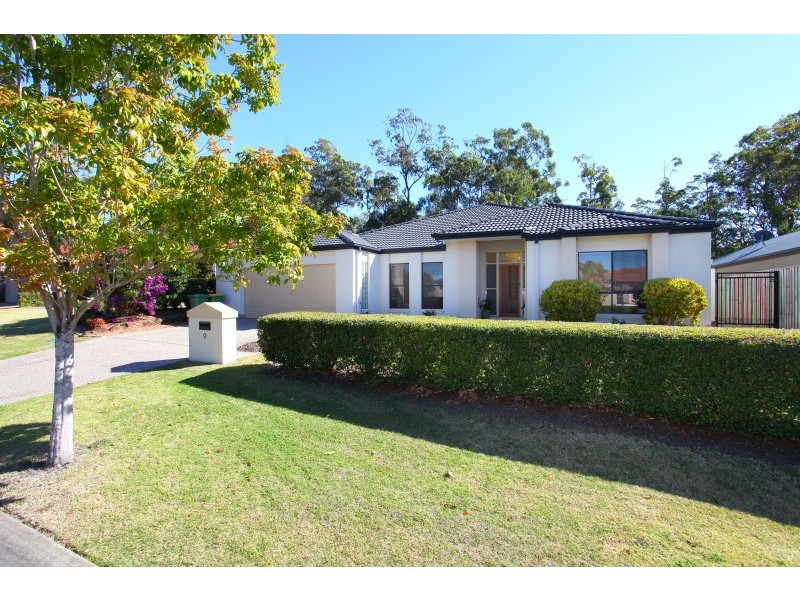 9 Straite Drive, Robina QLD 4226