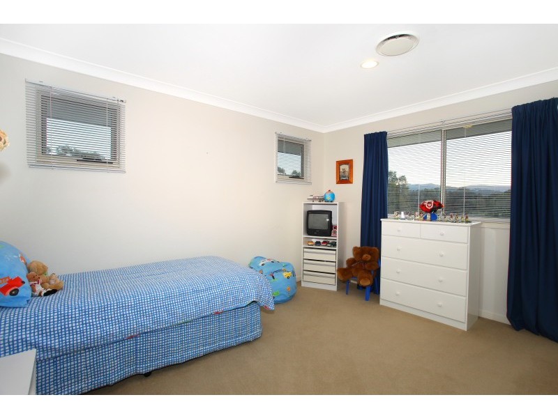 194 Easthill Drive, Robina QLD 4226