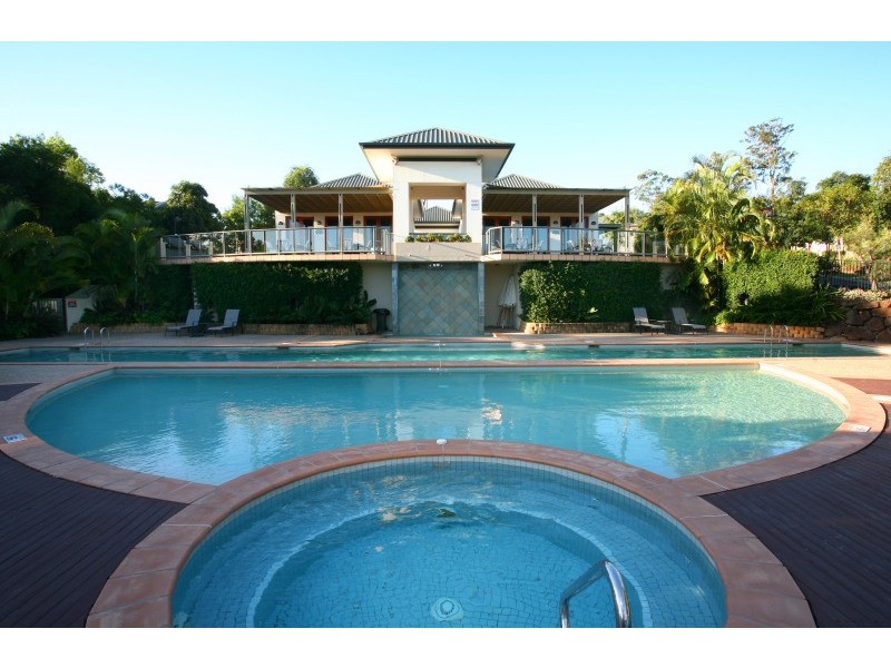 194 Easthill Drive, Robina QLD 4226