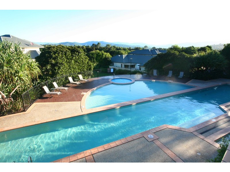 194 Easthill Drive, Robina QLD 4226