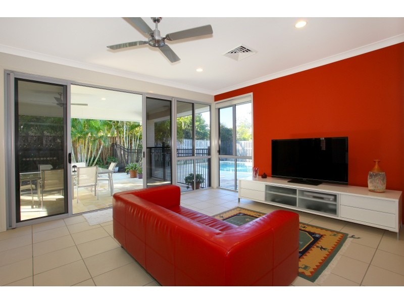 44 Pathfinder Road, Coomera Waters QLD 4209