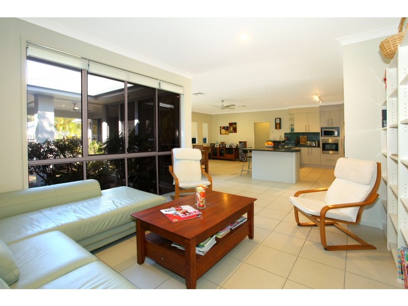 44 Pathfinder Road, Coomera Waters QLD 4209