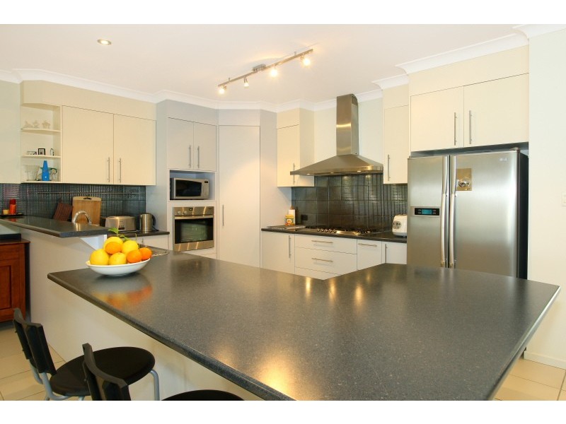 44 Pathfinder Road, Coomera QLD 4209