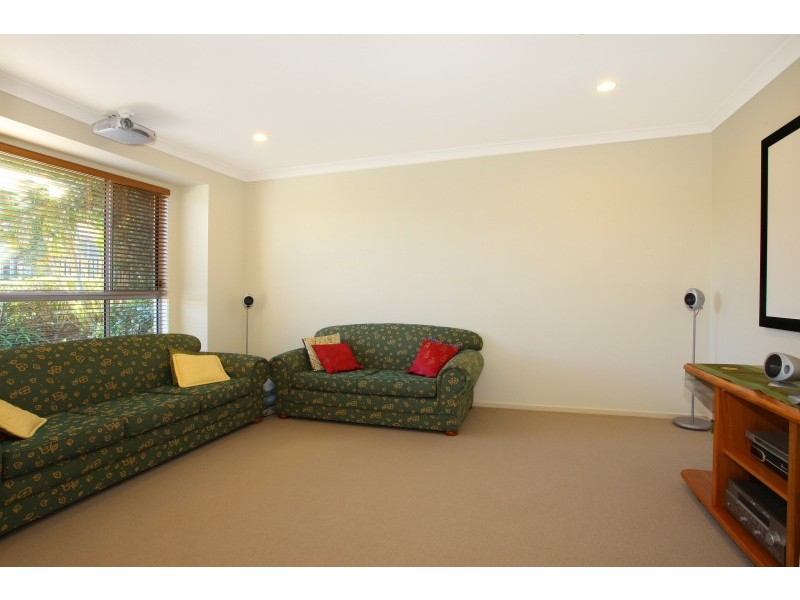 44 Pathfinder Road, Coomera QLD 4209