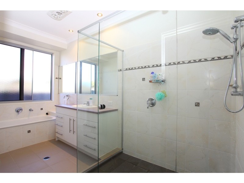 44 Pathfinder Road, Coomera QLD 4209