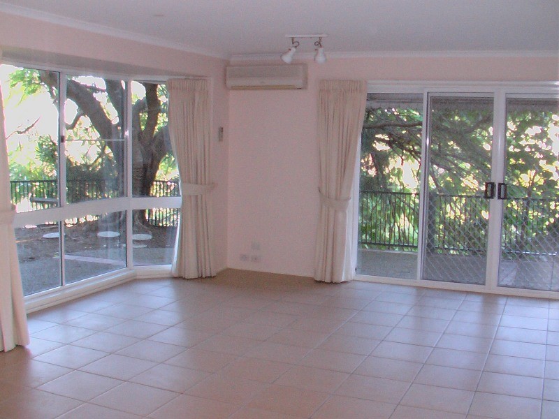 31  Uplands Court, Tallai QLD 4213