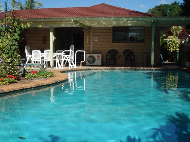 278  Rio Vista Blvd, Mermaid Waters QLD 4218