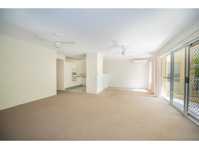 166 Surf Parade, Broadbeach QLD 4218