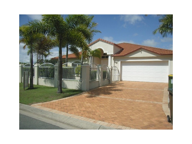 70 Montevideo Drive, Clear Island Waters QLD 4226