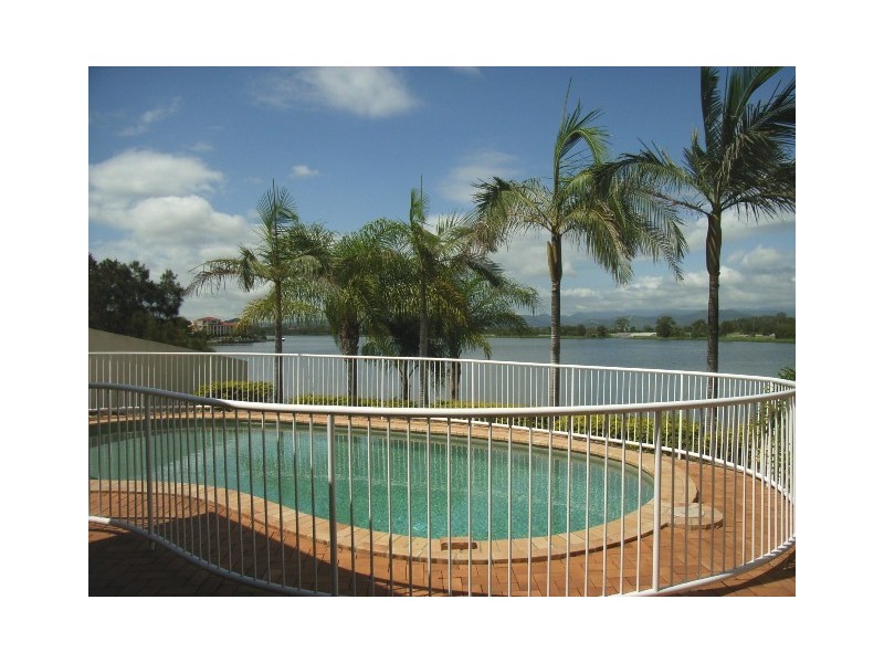 70 Montevideo Drive, Clear Island Waters QLD 4226