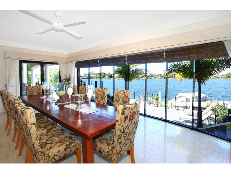 20 Clear Water Bay Avenue, Clear Island Waters QLD 4226