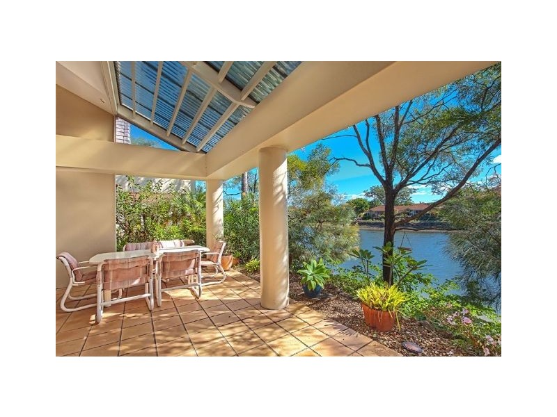 125 Santa Cruz Boulevard, Clear Island Waters QLD 4226