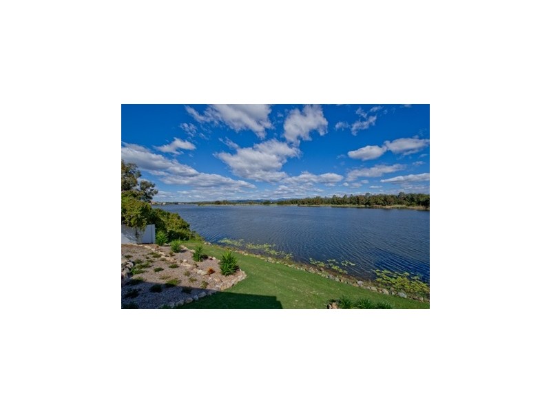 40 Santabelle Crescent, Clear Island Waters QLD 4226