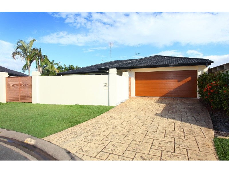 39 Dartmouth Court, Varsity Lakes QLD 4227