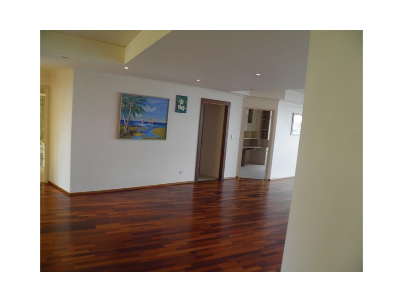 703/75 Brighton Pd, Southport QLD 4215