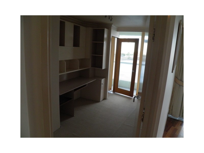 703/75 Brighton Pd, Southport QLD 4215