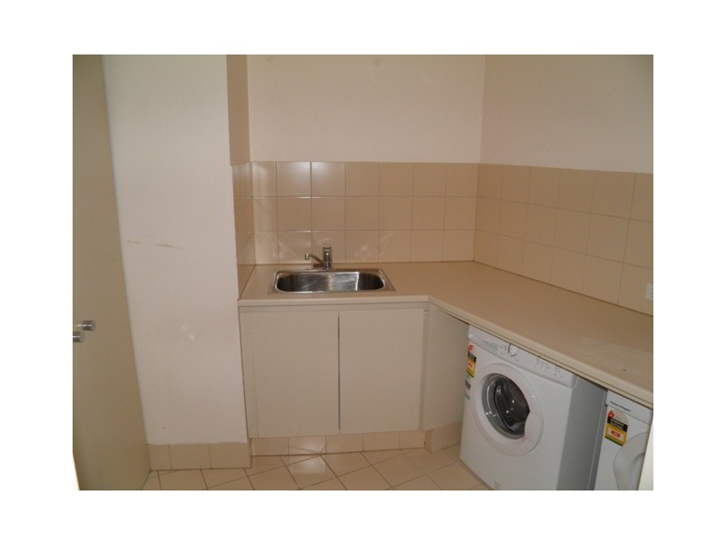 703/75 Brighton Pd, Southport QLD 4215