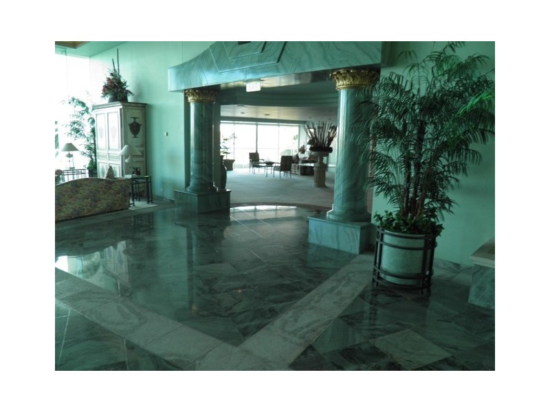 703/75 Brighton Pd, Southport QLD 4215