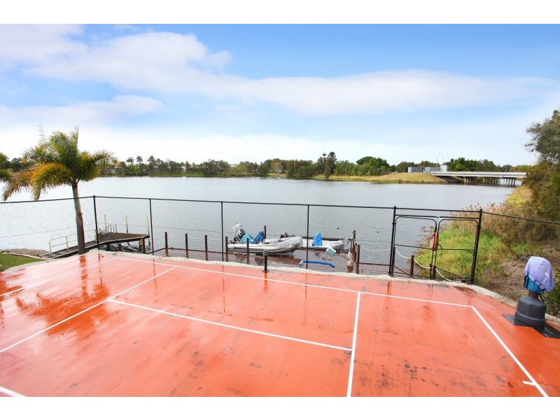 59 Port Jackson Boulevard, Clear Island Waters QLD 4226