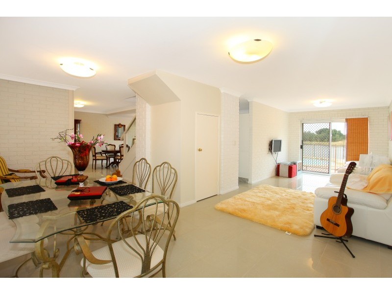 59 Port Jackson Boulevard, Clear Island Waters QLD 4226