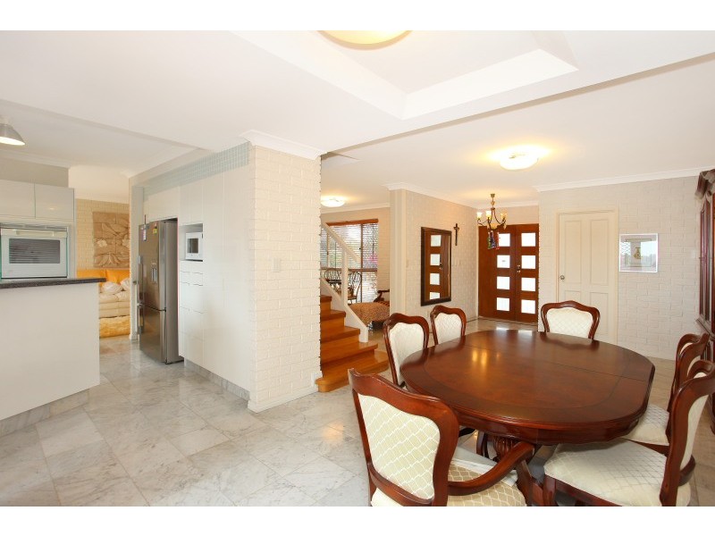 59 Port Jackson Boulevard, Clear Island Waters QLD 4226