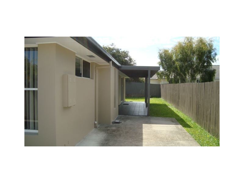 64 Kingarry Circuit, Merrimac QLD 4226