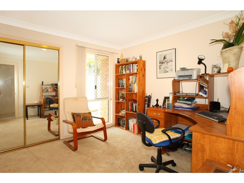 12  Bon Aire Court, Clear Island Waters QLD 4226