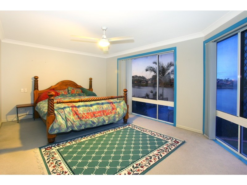 23 Cabana Boulevard, Benowa QLD 4217
