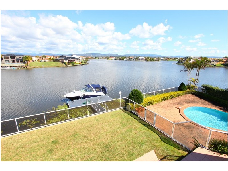 126 Port Jackson Boulevard, Clear Island Waters QLD 4226