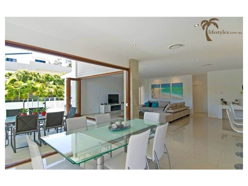 18 Corvus Way, Robina QLD 4226