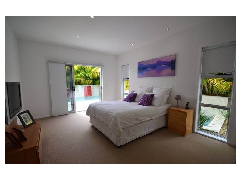 18 Corvus Way, Robina QLD 4226