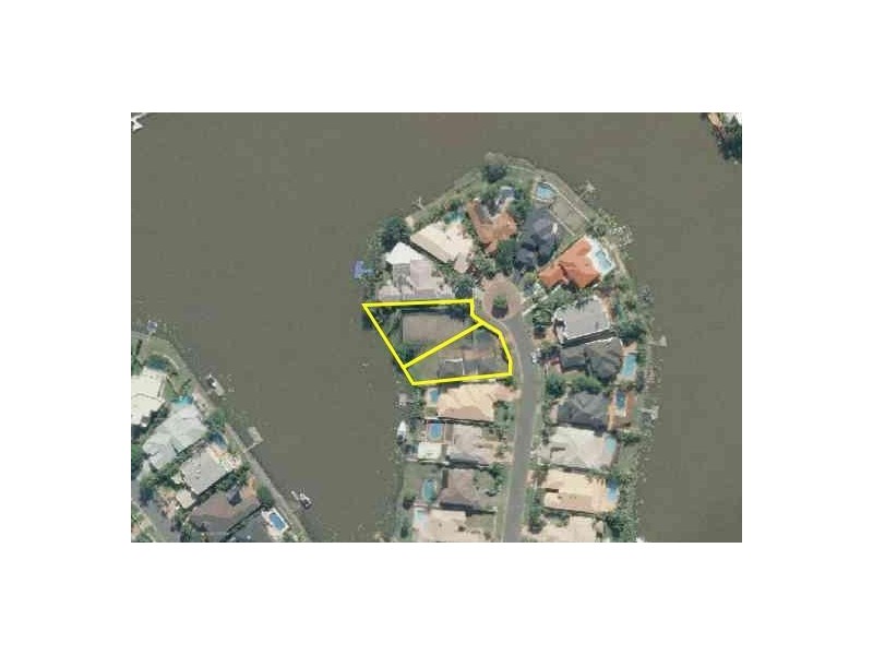 14 Tortuga Place, Clear Island Waters QLD 4226