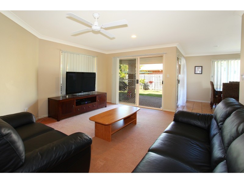 10 Eugene Drive, Varsity Lakes QLD 4227