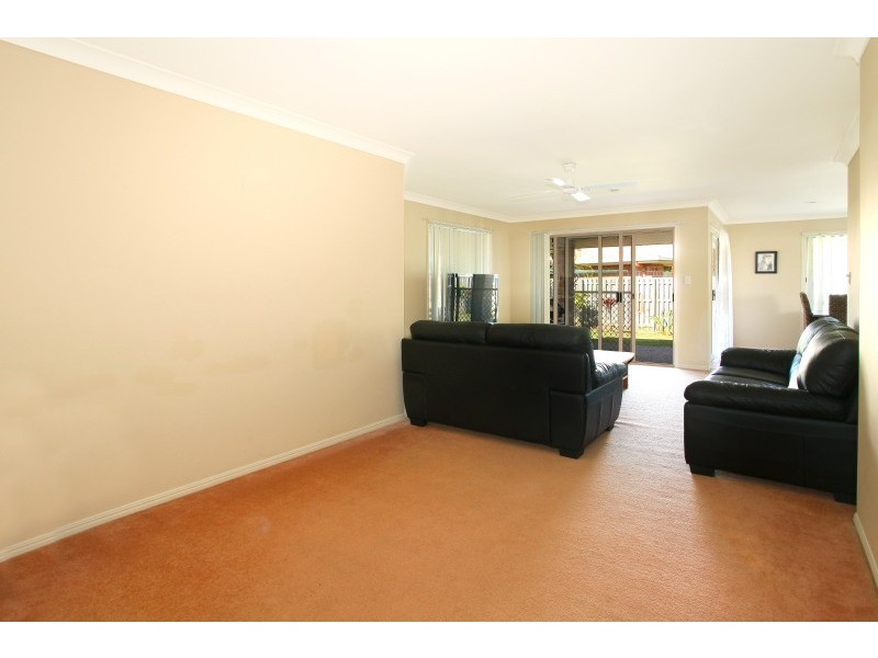 10 Eugene Drive, Varsity Lakes QLD 4227