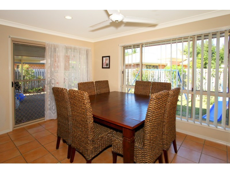 10 Eugene Drive, Varsity Lakes QLD 4227