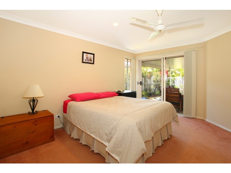 10 Eugene Drive, Varsity Lakes QLD 4227