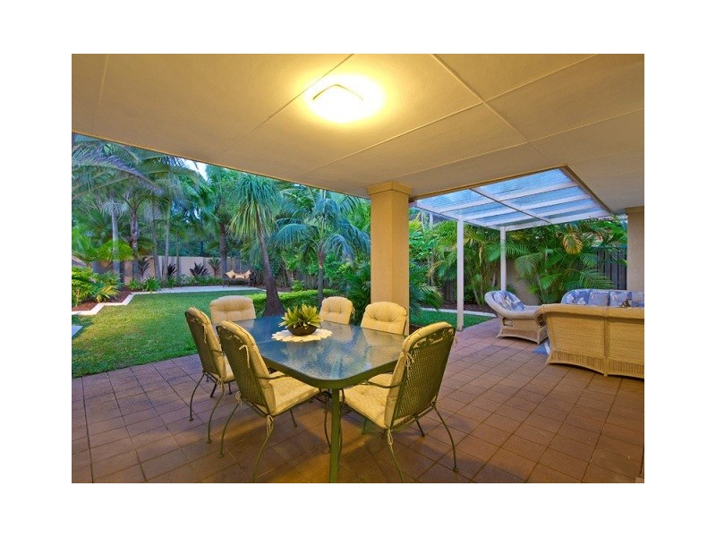 63 Martingale Cct, Clear Island Waters QLD 4226